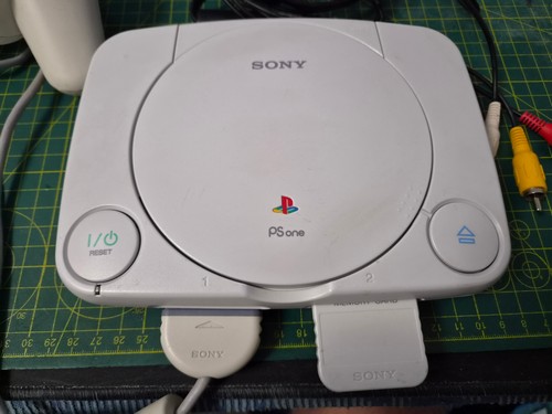 Psone playstation one scph - psone,